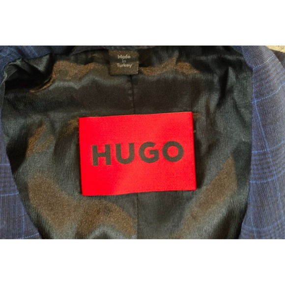 Hugo Boss Suit Jacket Mens 44R Navy Wool Blend Superflex Modern Blazer 2 Button - Picture 3 of 14